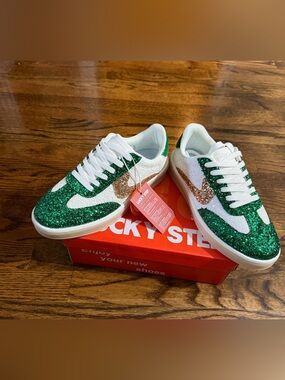 Lucky Step Brand new Green & White Glitter Sneakers with Gold Swoosh